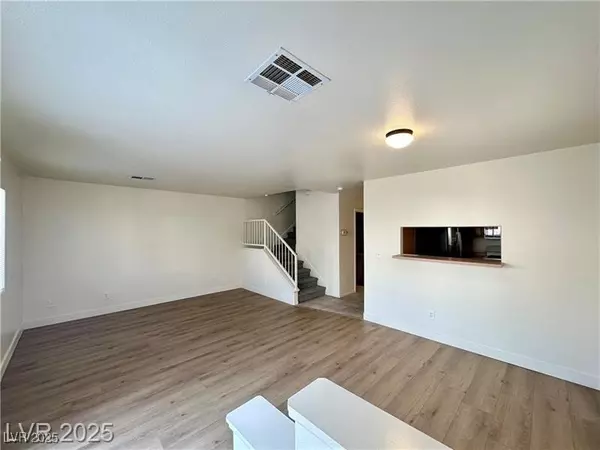 Las Vegas, NV 89118,5449 Dungaree ST