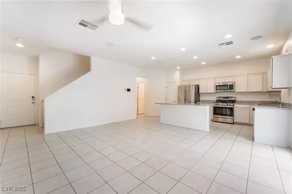 Henderson, NV 89011,361 Badinerie ST