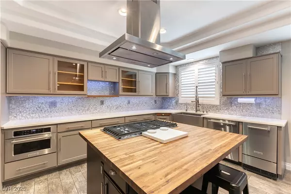 Las Vegas, NV 89149,4951 Hayride ST