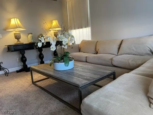 Henderson, NV 89012,1579 BOZEMAN DR