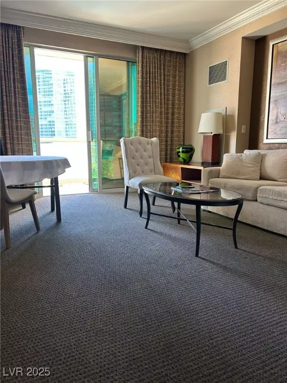 Las Vegas, NV 89109,135 E Harmon AVE #307