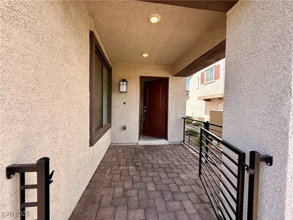 Henderson, NV 89011,735 Omaggio PL