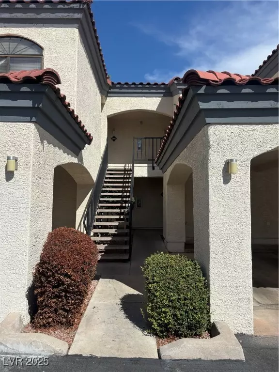 Las Vegas, NV 89117,8455 W Sahara AVE #265