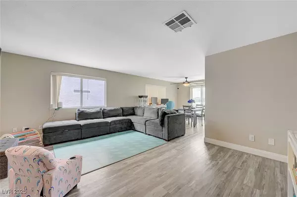 Las Vegas, NV 89130,7513 Hickory Hills DR