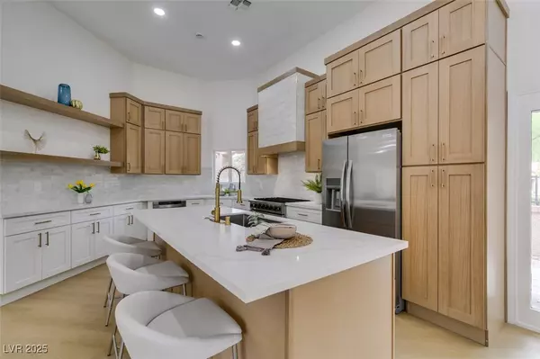 Las Vegas, NV 89113,7157 Mission Hills DR