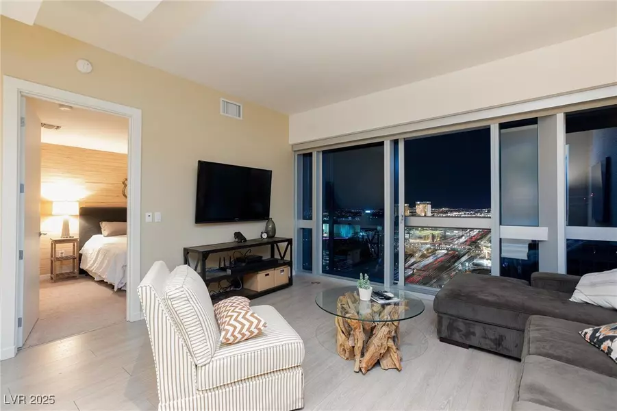 4471 Dean Martin DR #3805, Las Vegas, NV 89103