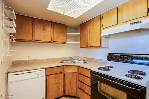 Henderson, NV 89011,1437 Chestnut ST