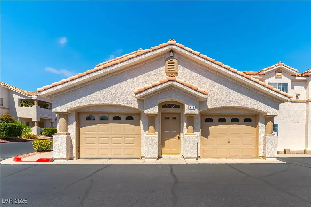 Las Vegas, NV 89117,3327 Erva ST #233