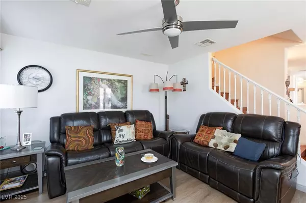 Henderson, NV 89015,915 Graceful Moon AVE