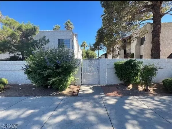 Las Vegas, NV 89146,5117 Eldora AVE #4