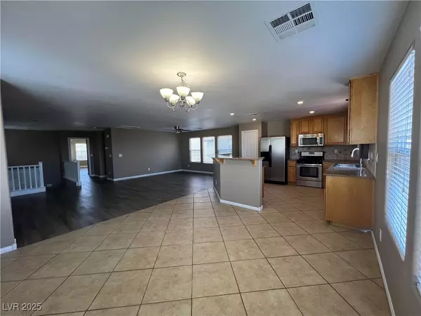Las Vegas, NV 89148,9564 Fresh Crown CT
