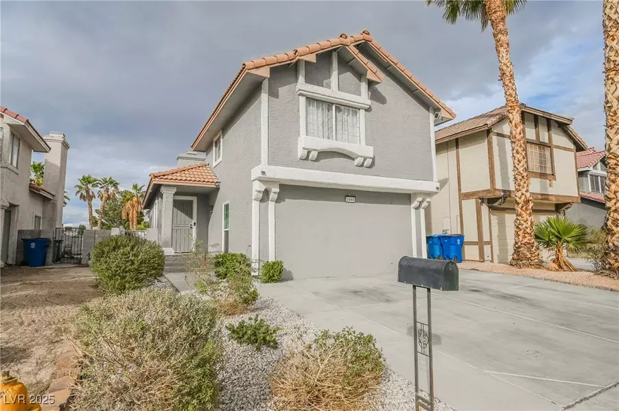 1640 Crystal Shadows CIR, Las Vegas, NV 89119