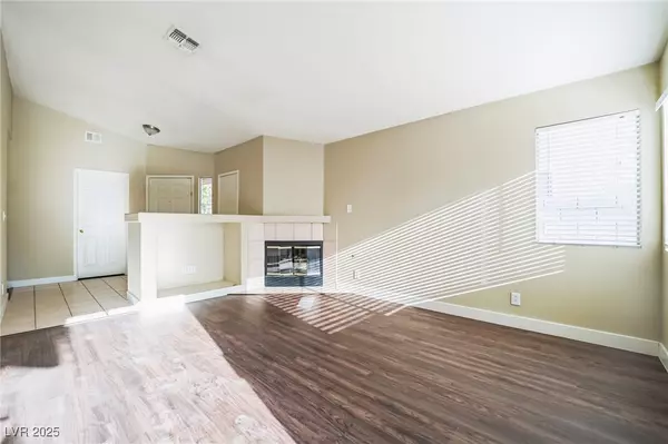 North Las Vegas, NV 89031,5904 Arrowleaf ST