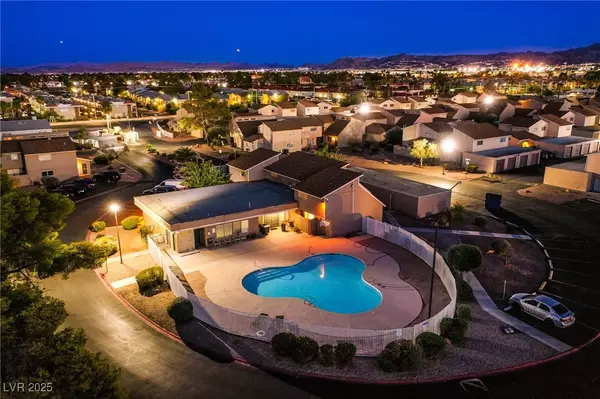 Las Vegas, NV 89119,5227 Garden LN