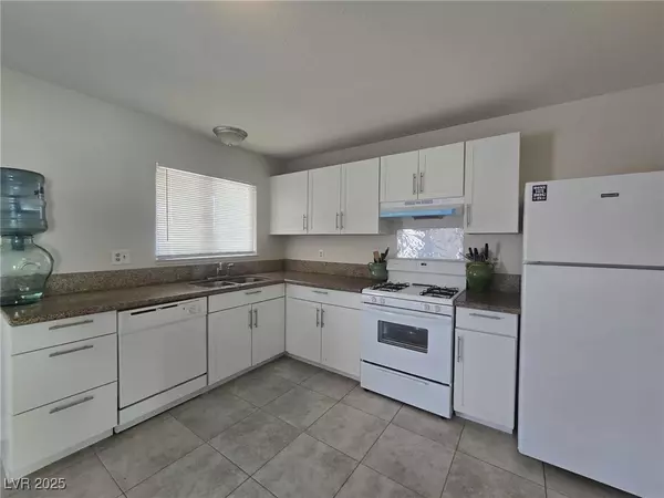 Las Vegas, NV 89110,4705 Elm AVE
