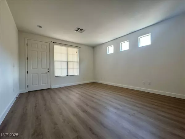 Las Vegas, NV 89147,4243 Sugar DR