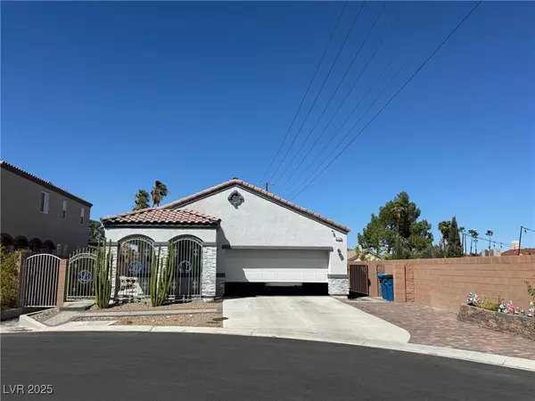 5728 Lucky Pagoda CT, Las Vegas, NV 89103