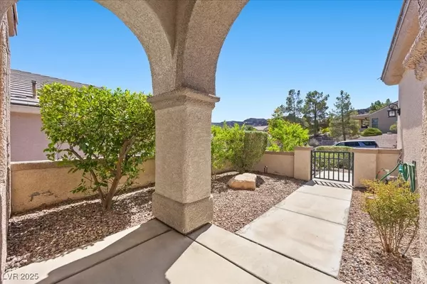 Henderson, NV 89012,541 Cypress Links AVE