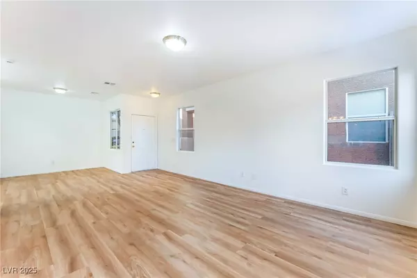 Las Vegas, NV 89149,9468 Plover Falls AVE