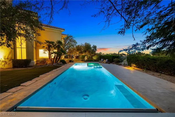 Las Vegas, NV 89134,8900 Tavistock CT