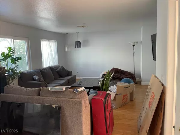 Las Vegas, NV 89117,10000 Ranch Hand AVE