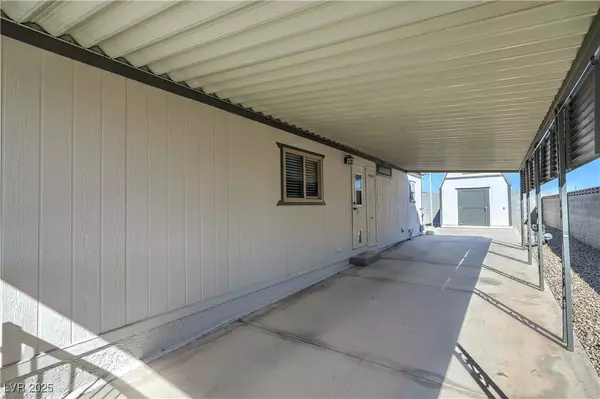 Las Vegas, NV 89122,3140 Gavilan LN