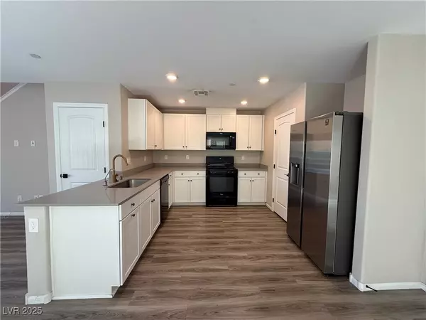 North Las Vegas, NV 89086,1115 Brilliant Meadow AVE