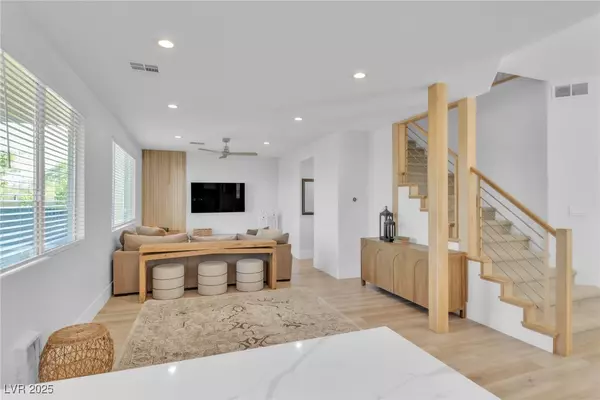 Las Vegas, NV 89144,1600 Remembrance Hill ST