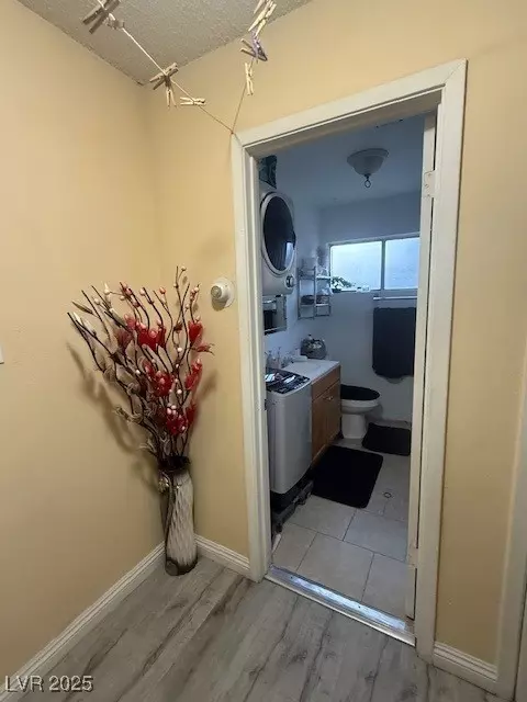 Las Vegas, NV 89101,500 S 13 th ST #C5