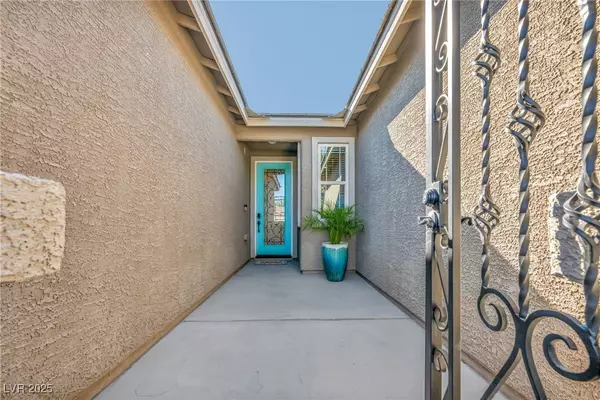 Las Vegas, NV 89130,5635 Portage Lake CT