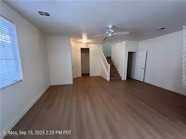 Las Vegas, NV 89148,9814 Overlook Ridge AVE