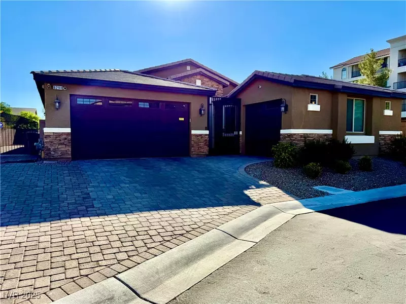 6298 Starflare ST, Las Vegas, NV 89148