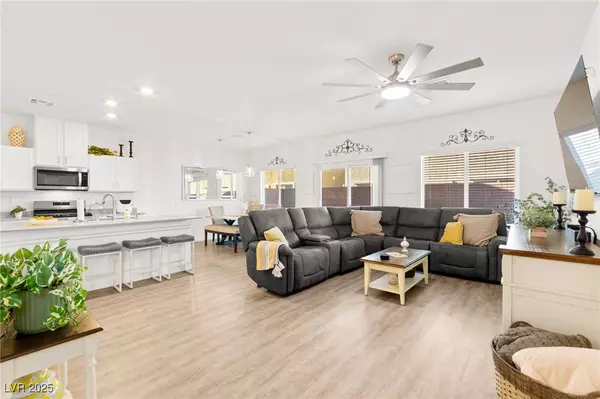 4708 Peacock Cliffs AVE, Las Vegas, NV 89141