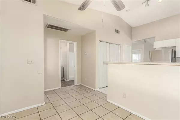 Las Vegas, NV 89115,3873 Soda Springs DR