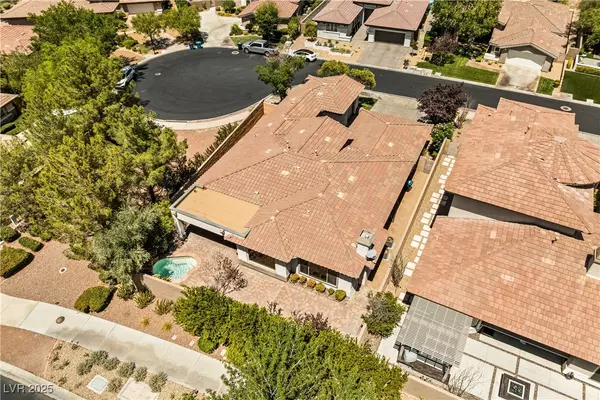 Henderson, NV 89052,7 Moraine DR