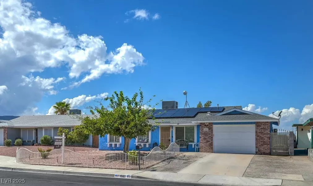 1009 Driftwood CT, Henderson, NV 89015