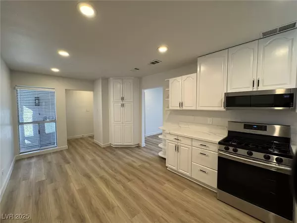 Las Vegas, NV 89145,8204 Charles Turk DR