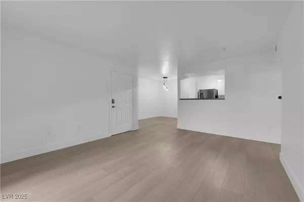 Las Vegas, NV 89118,5055 W Hacienda AVE #1046