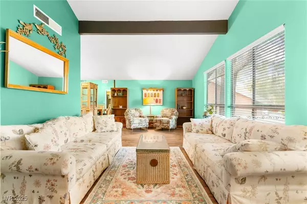Las Vegas, NV 89103,4415 Flowerdale CT