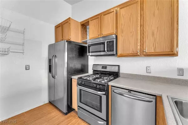 Las Vegas, NV 89115,4730 E Craig RD #2115