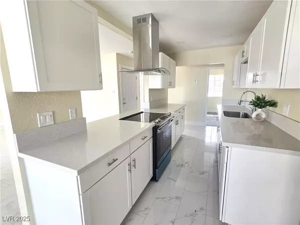 Las Vegas, NV 89106,1204 Arrowhead AVE