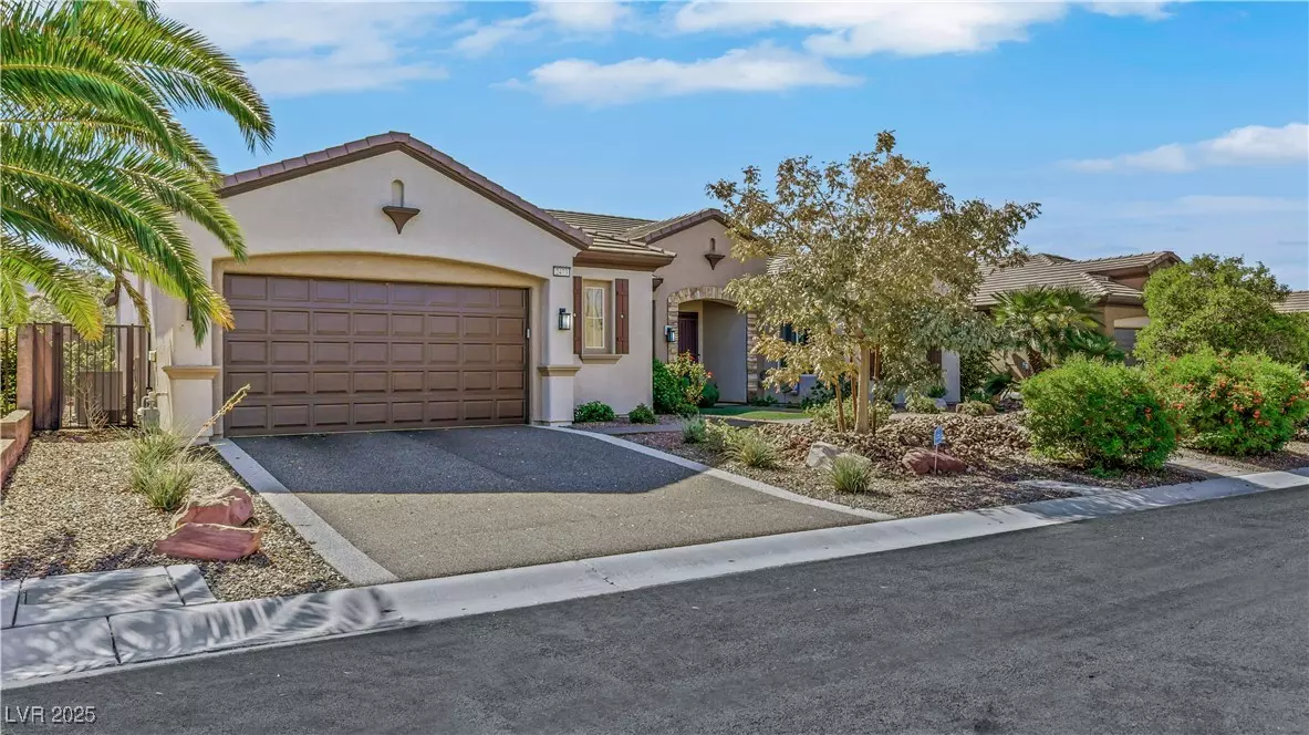 Henderson, NV 89044,2473 Black River Falls DR