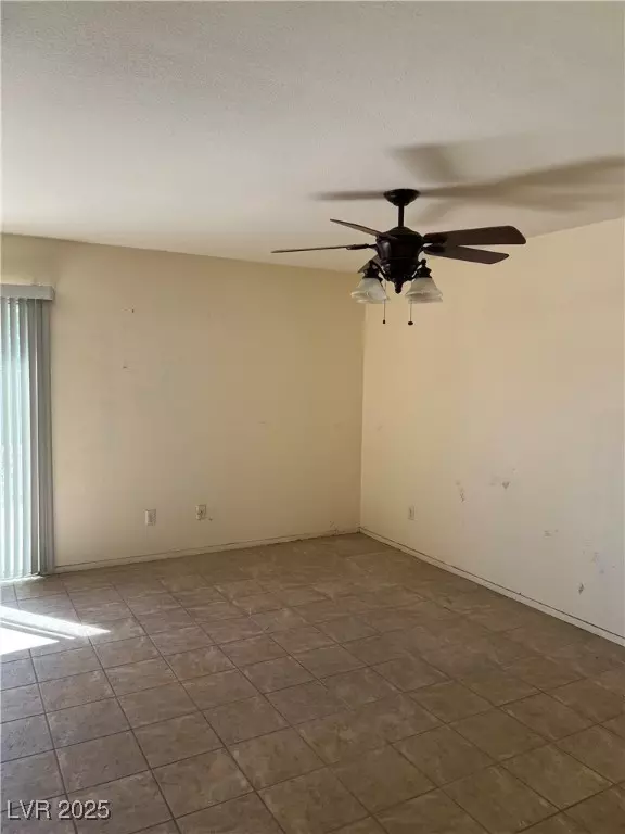 Las Vegas, NV 89130,5009 Glittering Star CT