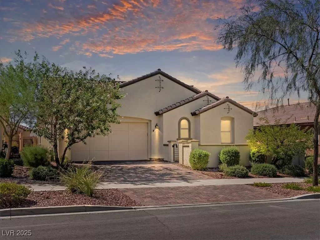 Henderson, NV 89011,472 Cadence View WAY