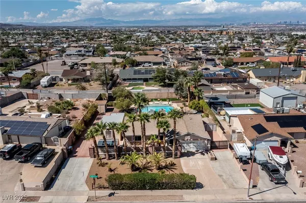 Henderson, NV 89015,839 Palo Verde DR