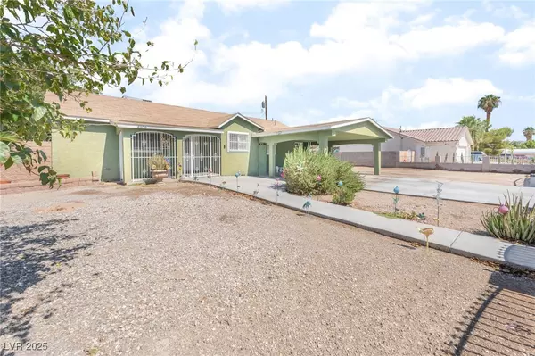 Las Vegas, NV 89104,4906 E Chicago AVE