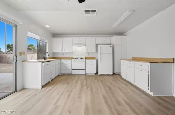4732 Lakestream AVE, Las Vegas, NV 89110