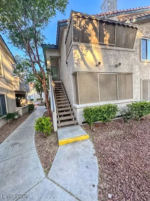 Las Vegas, NV 89120,3101 Casey DR #204