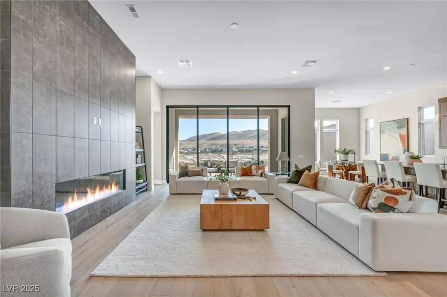 11127 ROLLING VISTA DR, Las Vegas, NV 89135