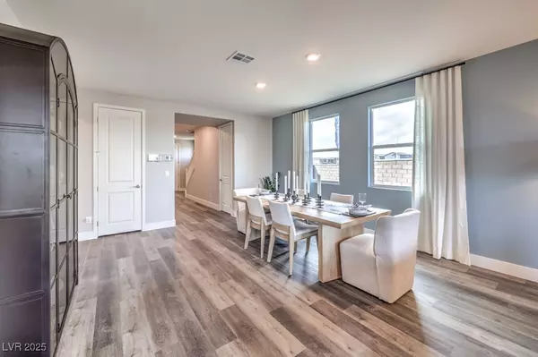 North Las Vegas, NV 89084,7576 Gage Falls LN #20